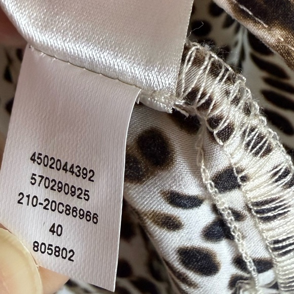 Chicos Button Up Blouse‎ Tunic Animal Print Size 2 Lightweight Fall Office Wear - Picture 3 of 5